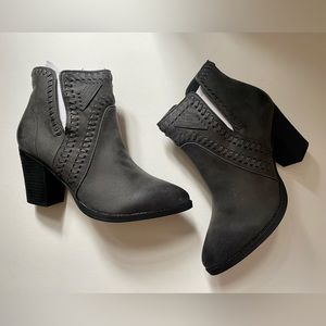 Zigi Soho Women's Halyn Booties